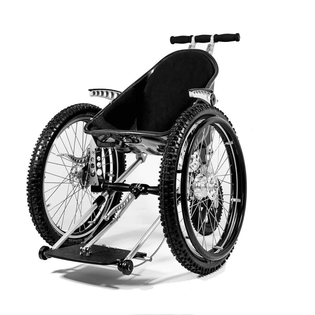 Zbiórka na nowy wózek dla Konrada